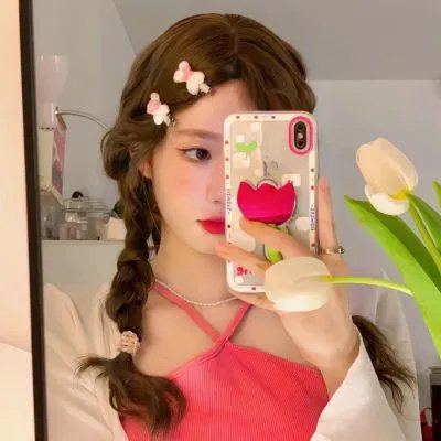 5个吓鬼的少年